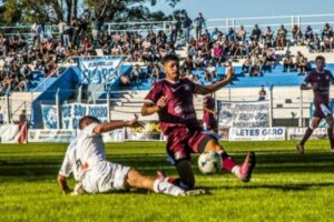 gimnasia_-_defensores_vr_0